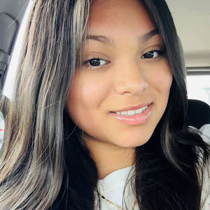 Meet your Posher, Leslie